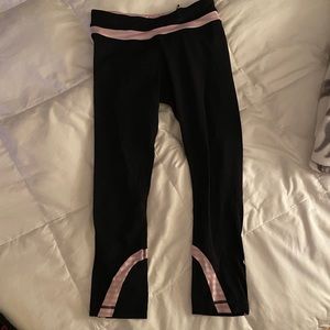 Lululemon Run: Inspire Crop II
